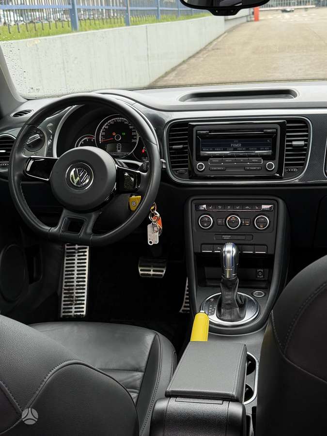 Volkswagen Beetle, 2.0 l., Хэтчбек