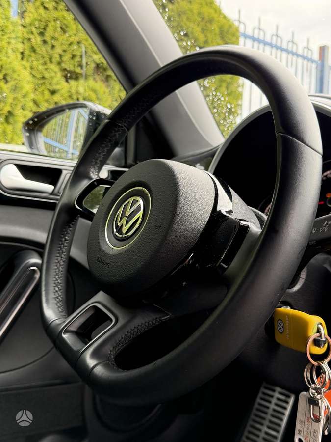 Volkswagen Beetle, 2.0 l., hatchback