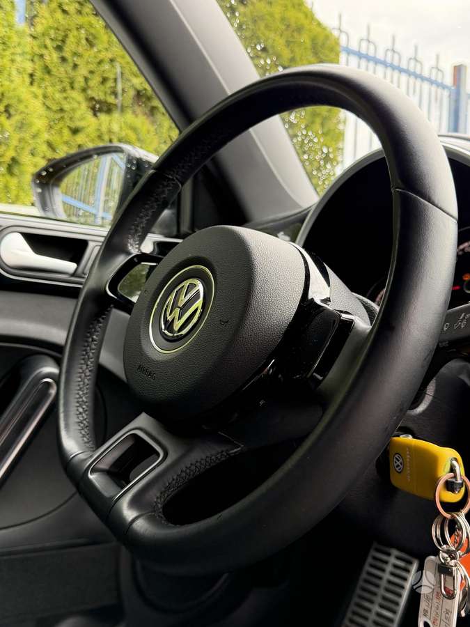 Volkswagen Beetle, 2.0 l., Хэтчбек