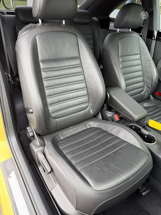 Volkswagen Beetle, 2.0 l., Хэтчбек