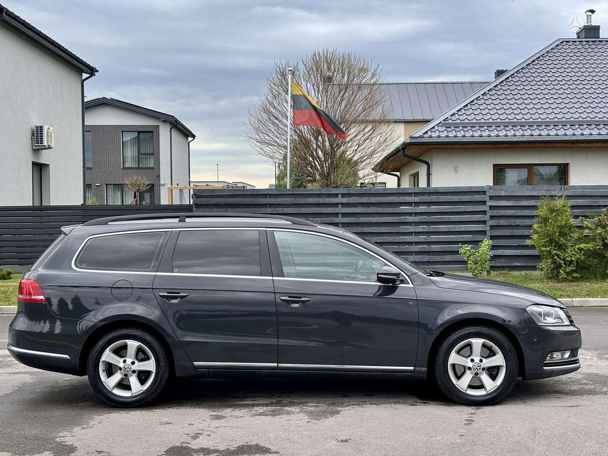 Volkswagen Passat - 2