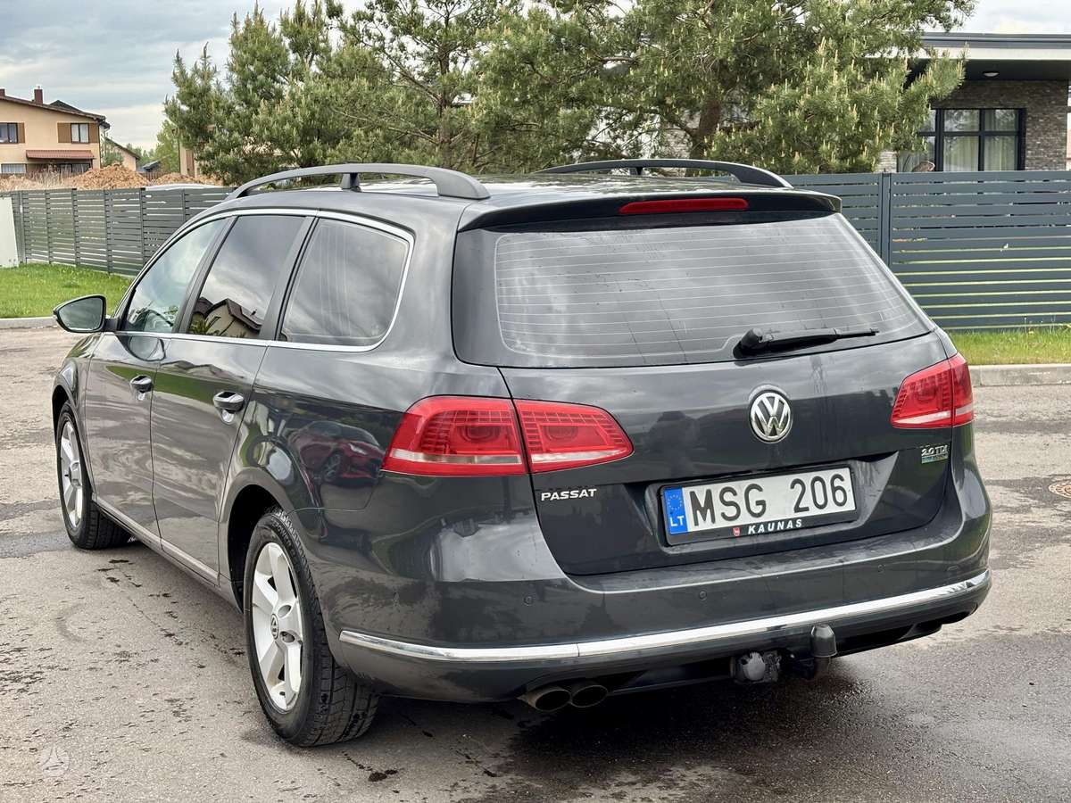 Volkswagen Passat - 5