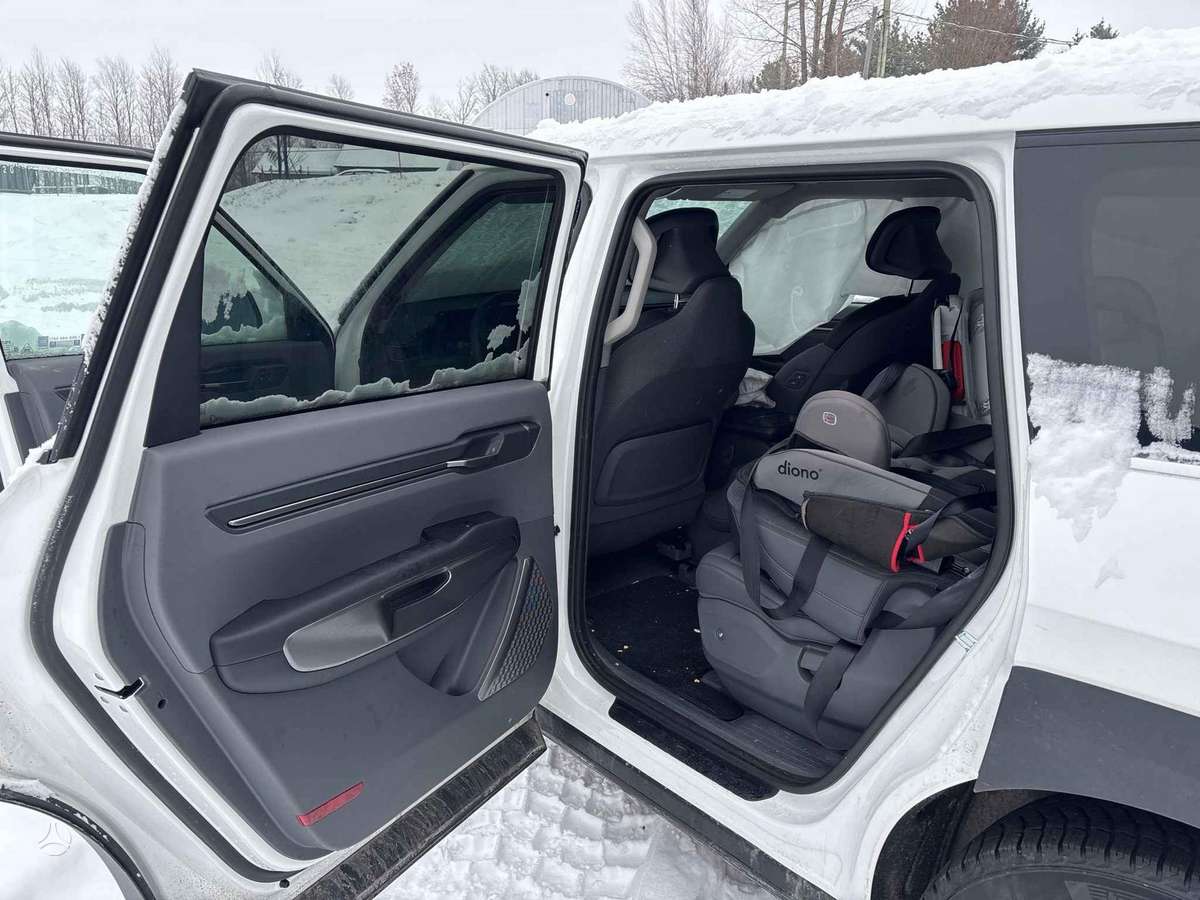 Kia EV9, 99 kWh, mpv / minivan