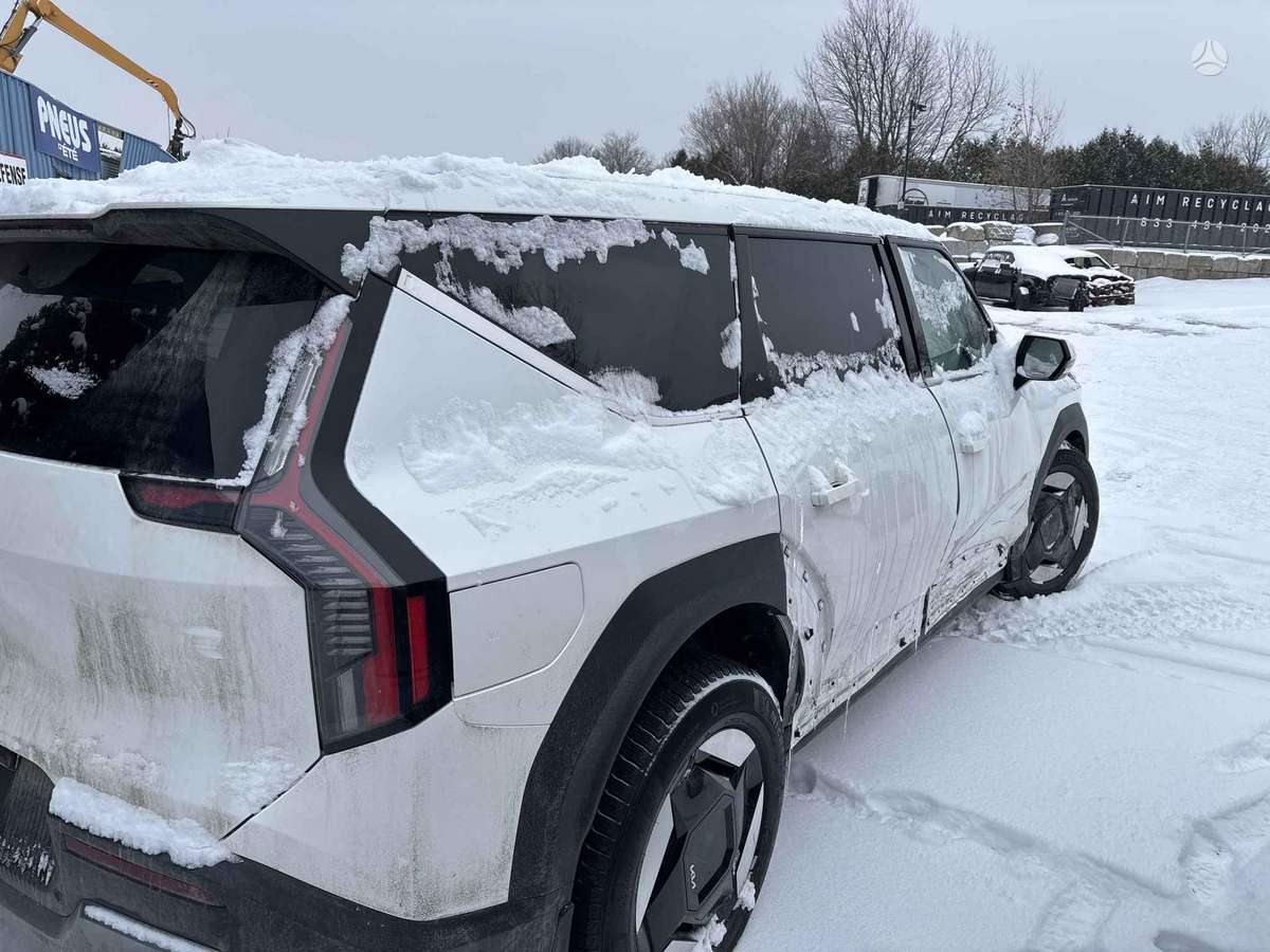 Kia EV9, 99 kWh, mpv / minivan