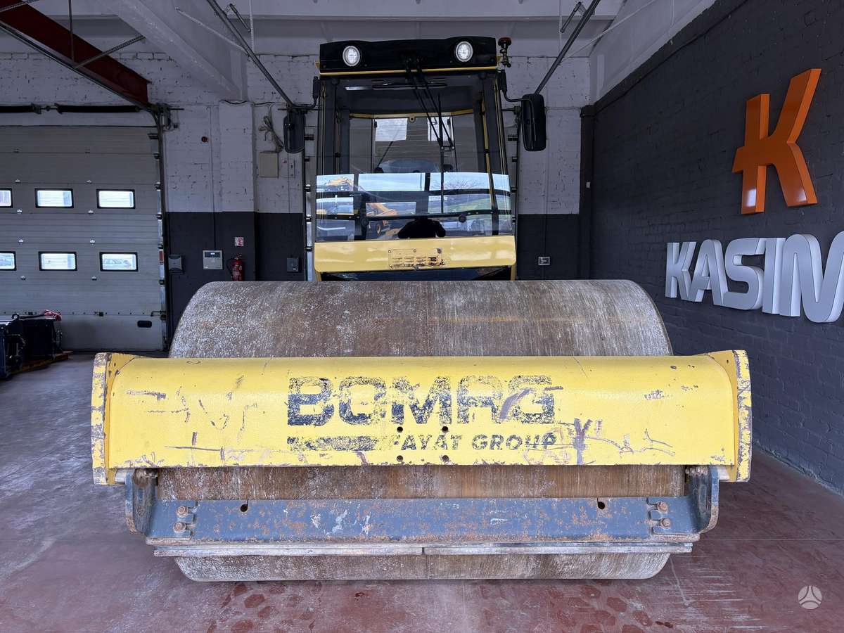 Bomag BW211 D-4, вибромашины