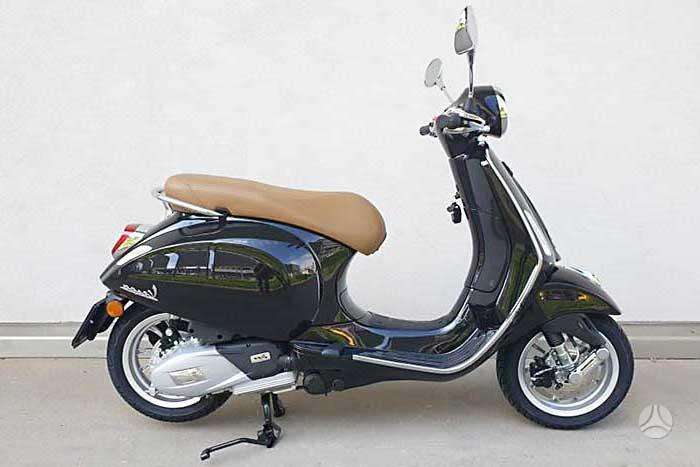 Piaggio Vespa, scooters / mopeds