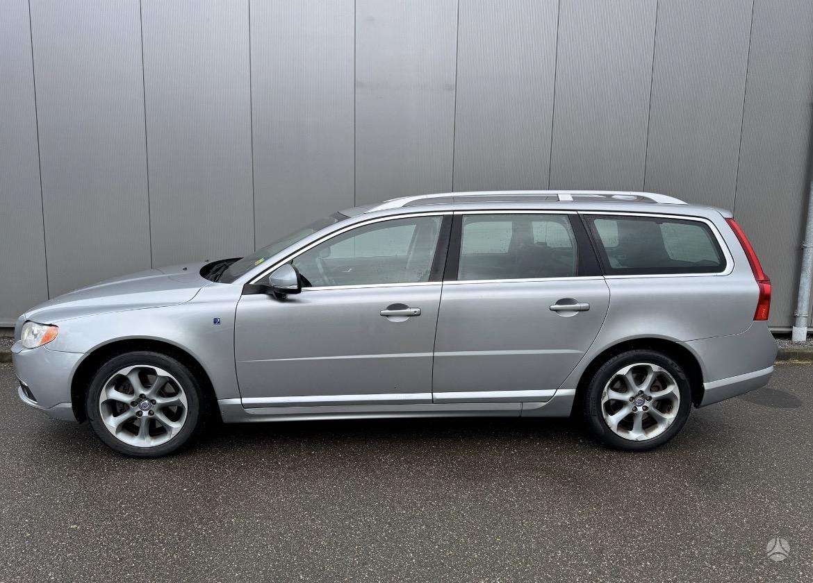 Volvo V70, 2.0 l., Универсал