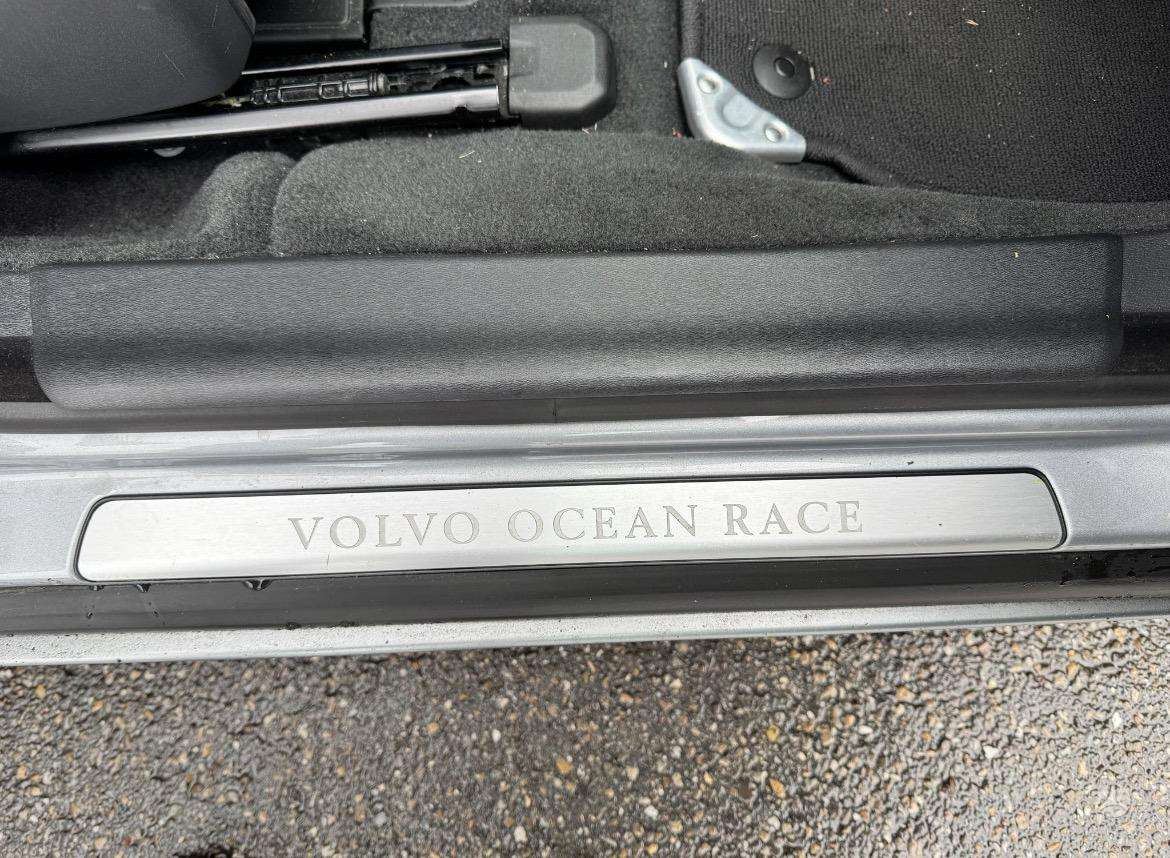 Volvo V70, 2.0 l., Универсал