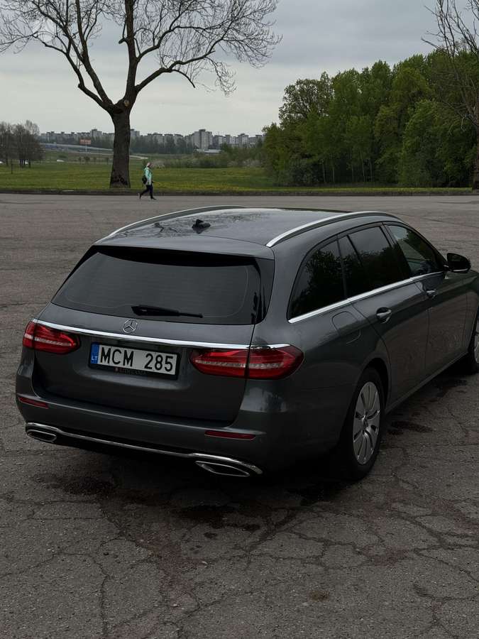 Mercedes-Benz E200, 2.0 l., Универсал