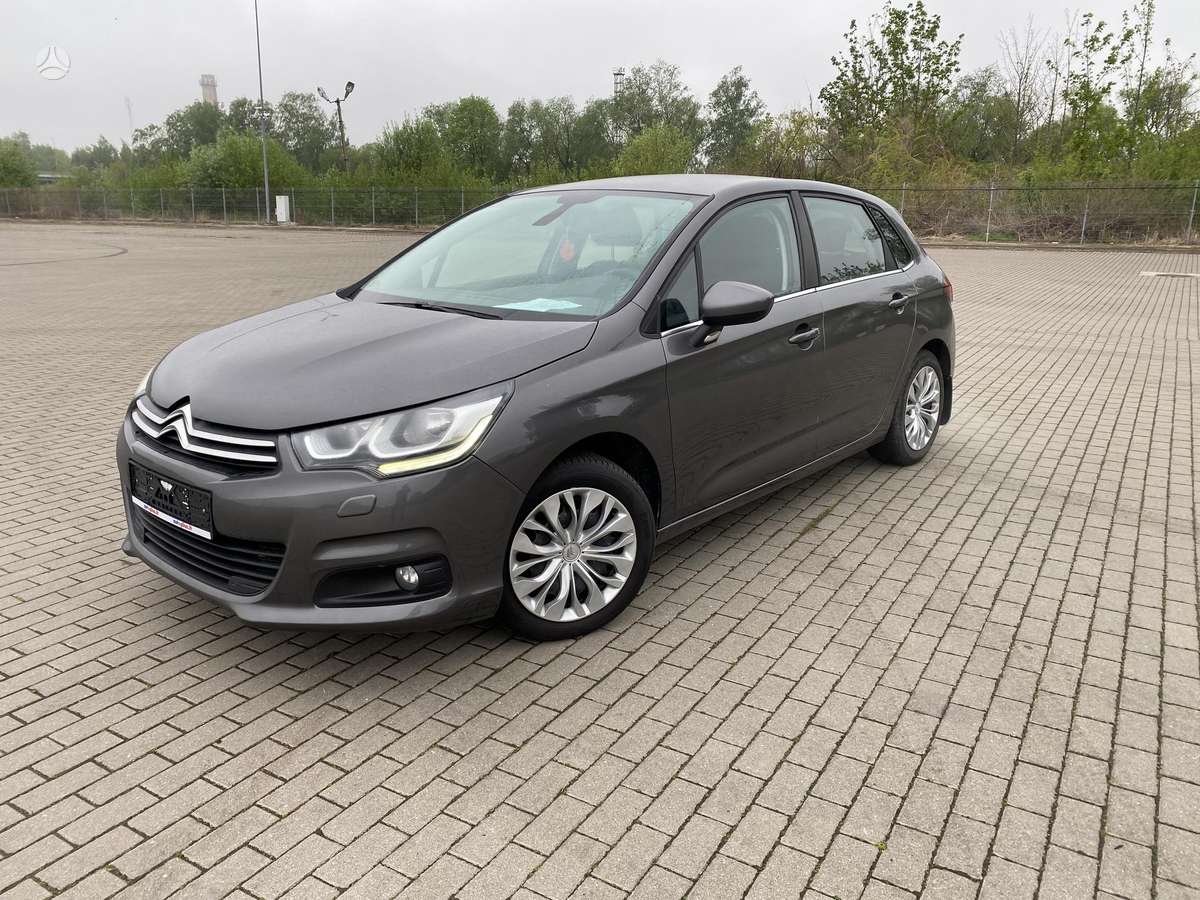 Citroen C4, 1.6 l., hatchback