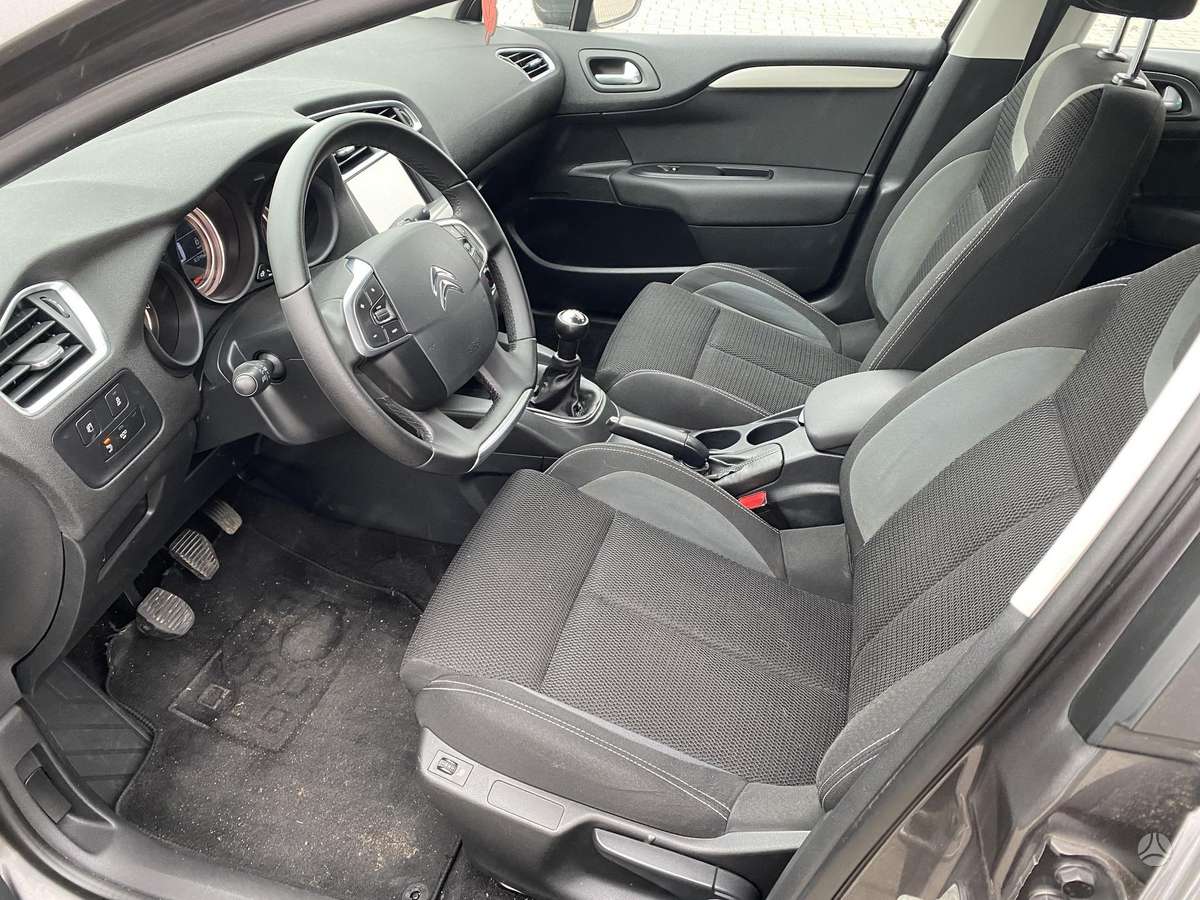 Citroen C4, 1.6 l., Хэтчбек