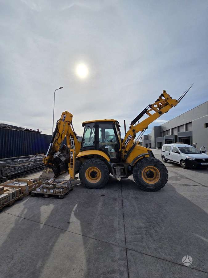 JCB 4CX Plius, excavator loader