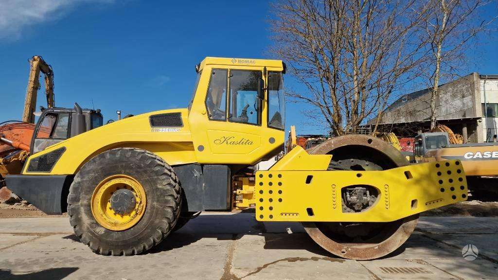 Bomag BW 226 BVC, вибромашины