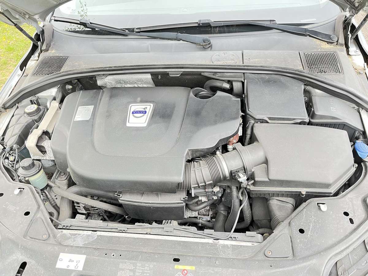 Volvo V70, 2.0 l., Универсал