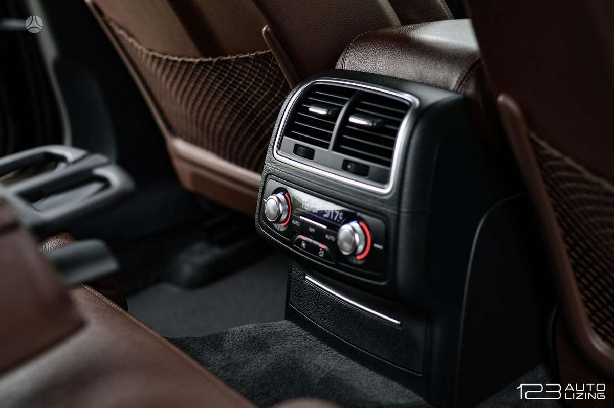 Audi A6, 3.0 l., Седан