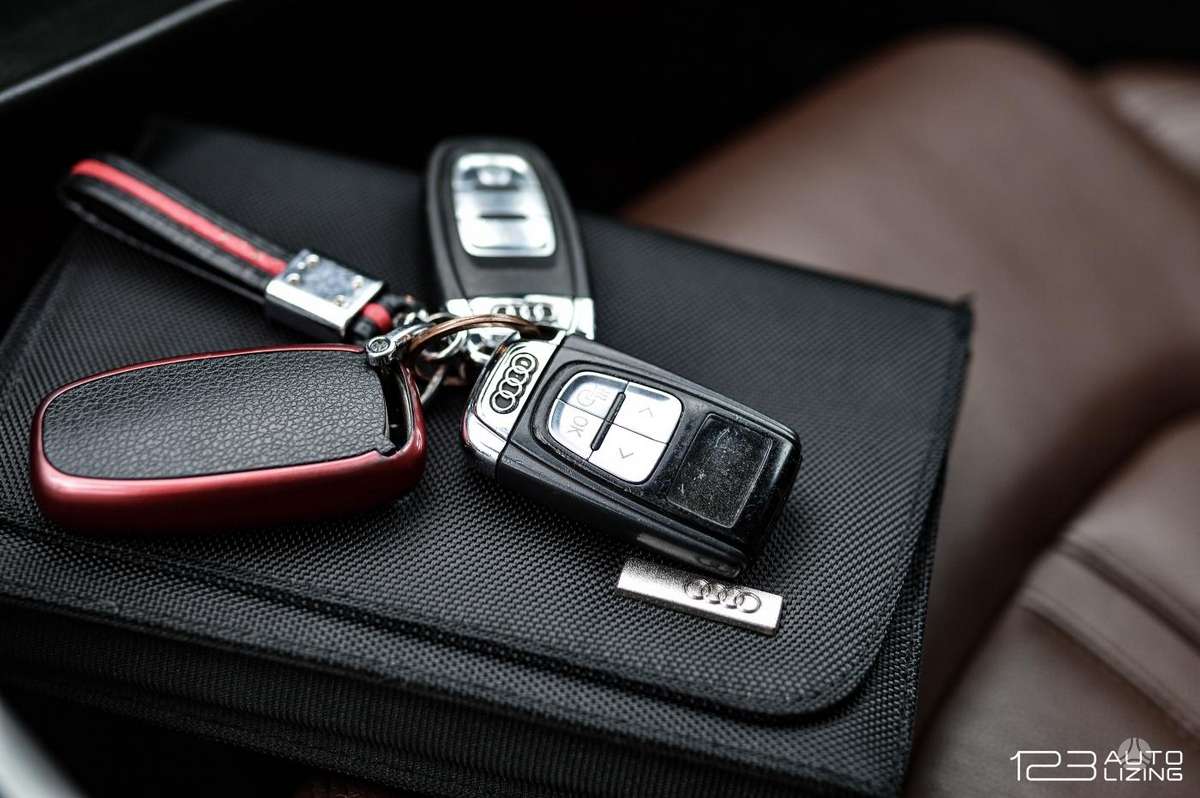Audi A6, 3.0 l., Седан