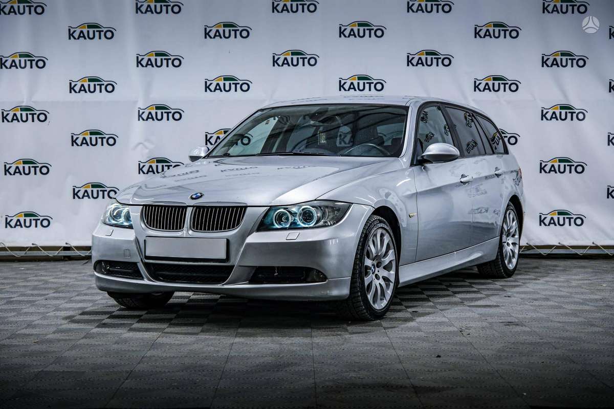 BMW 320, 2.0 l., universalas