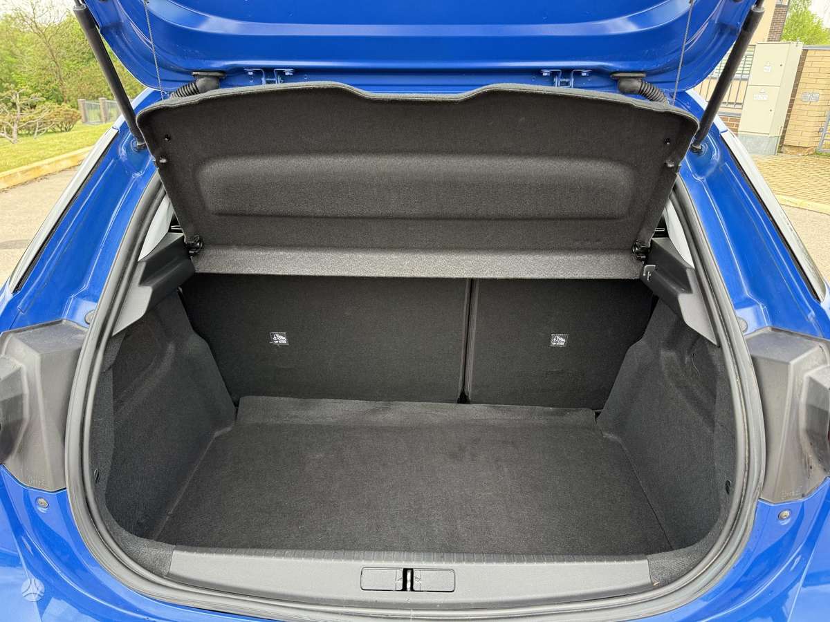 Opel Corsa, 1.2 l., hatchback