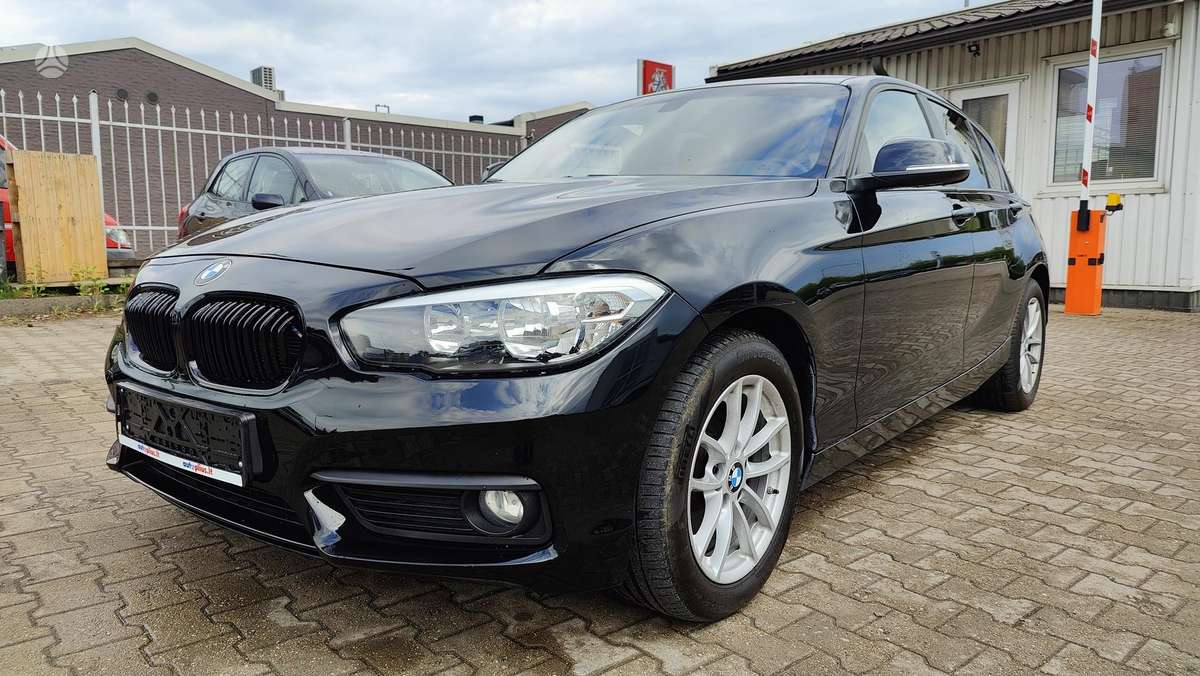 BMW 118, 2.0 l., hatchback