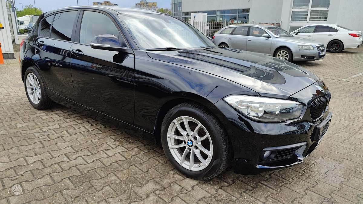 BMW 118, 2.0 l., Хэтчбек