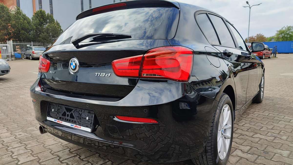 BMW 118, 2.0 l., Хэтчбек