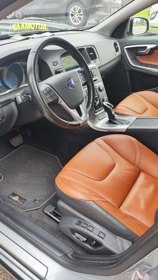 Volvo V60, 2.4 l., Универсал