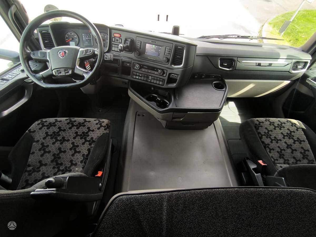 Scania R410, 2 miegamosios vietos