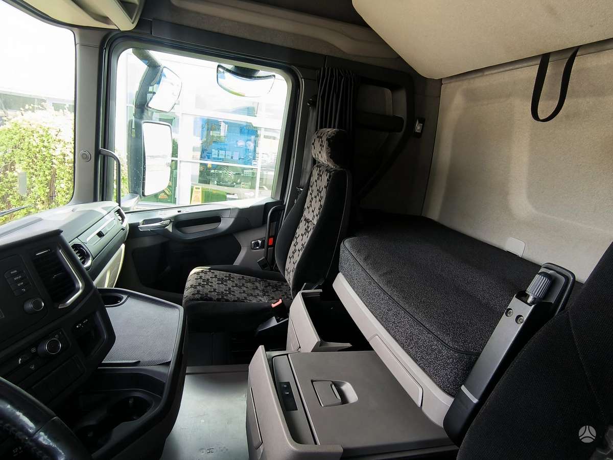 Scania R410, 2 miegamosios vietos