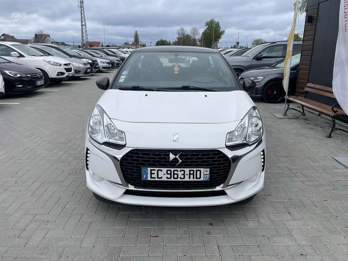 Citroen DS3, 1.2 l., hatchback