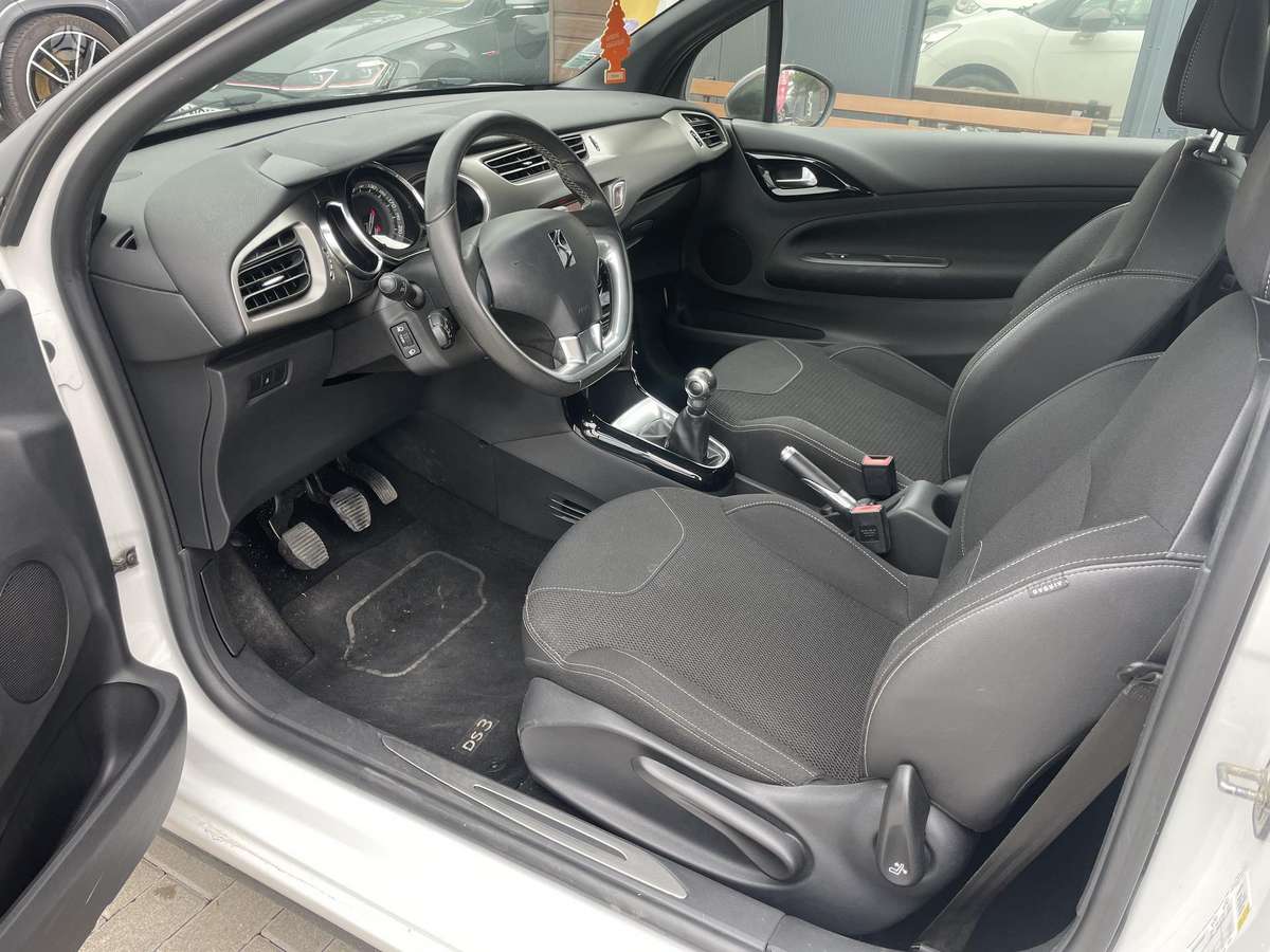 Citroen DS3, 1.2 l., hatchback