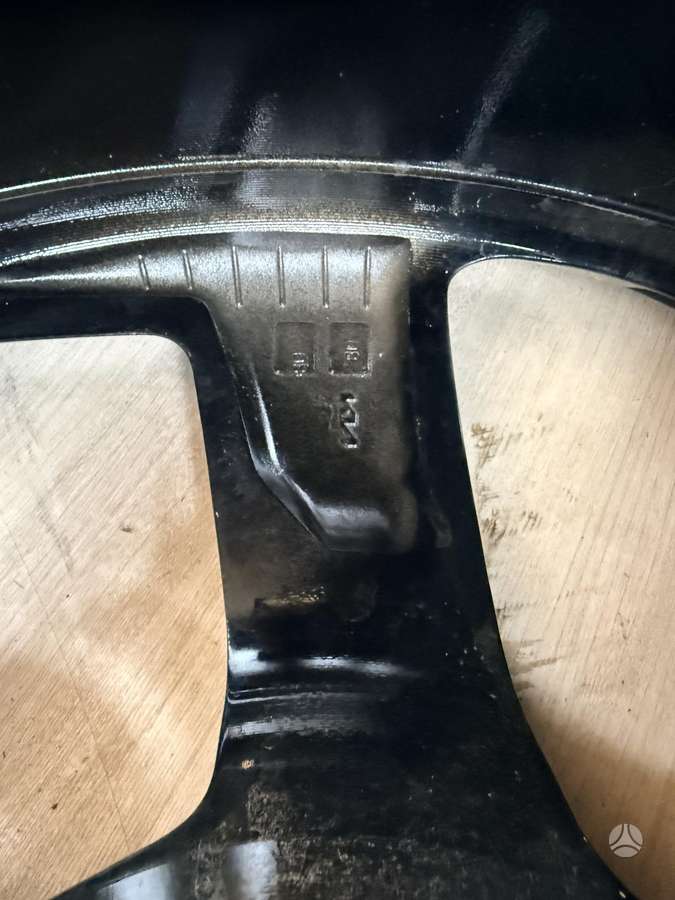 KIA Ev6, lengvojo lydinio, R21