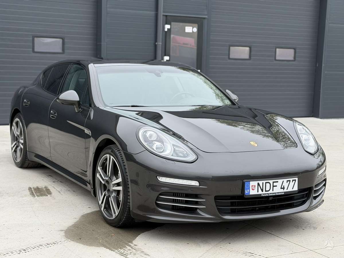 Porsche Panamera, 3.0 l., hatchback