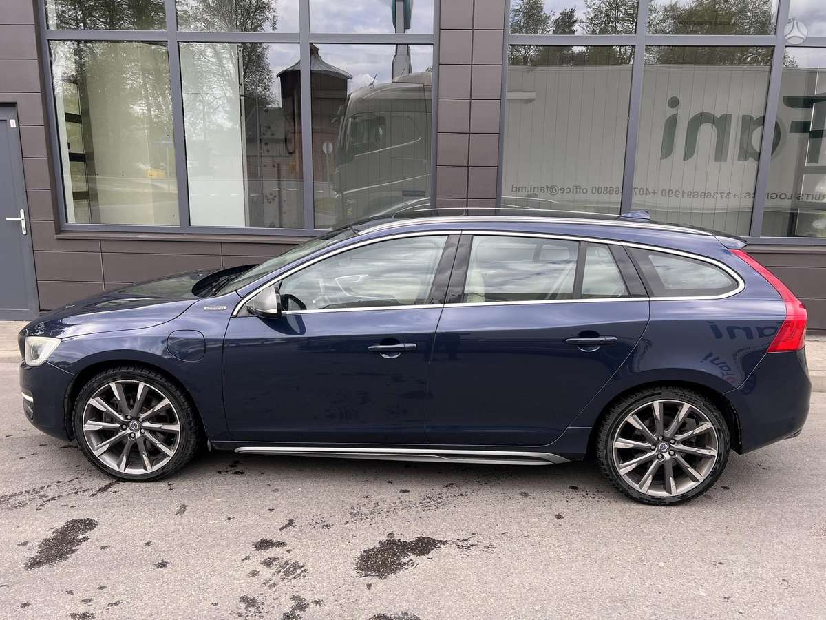Volvo V60, 2.4 l., Универсал