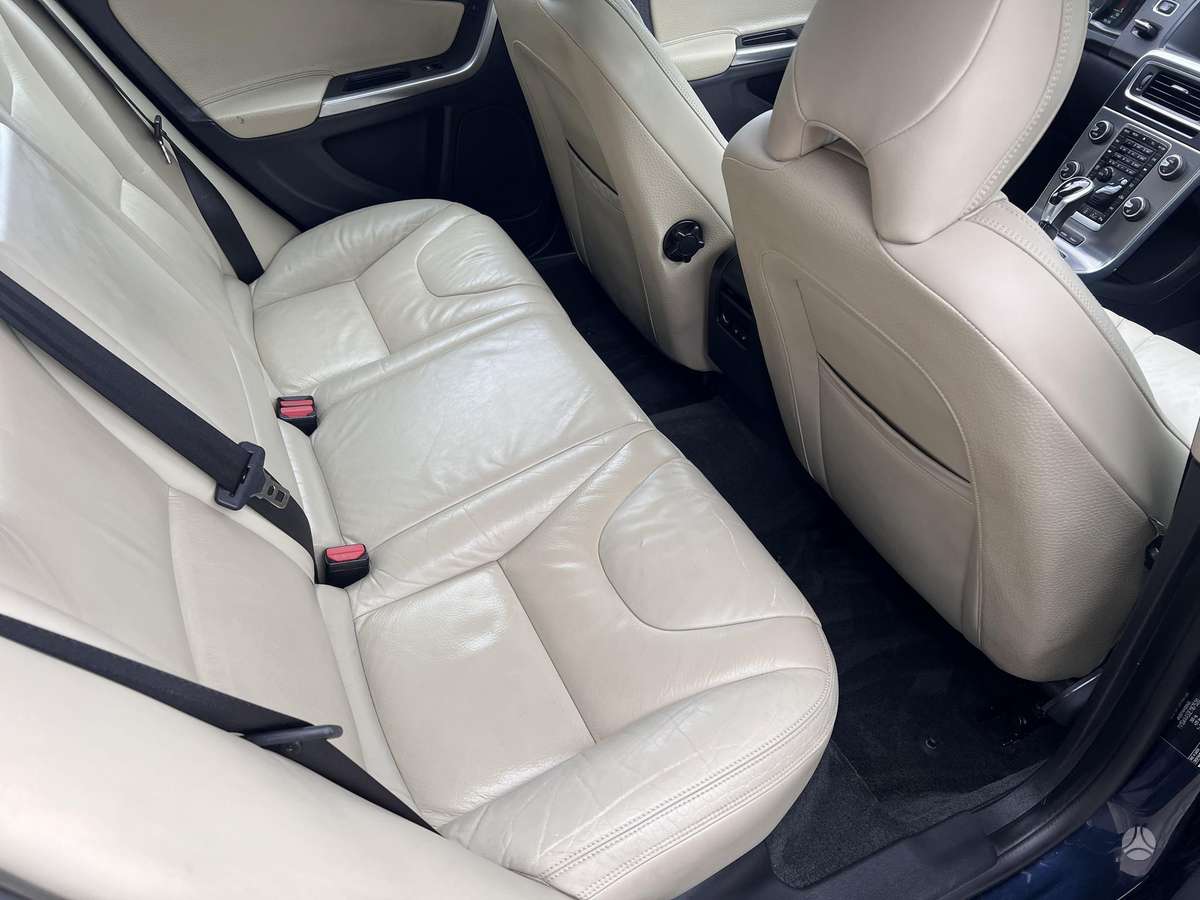Volvo V60, 2.4 l., Универсал