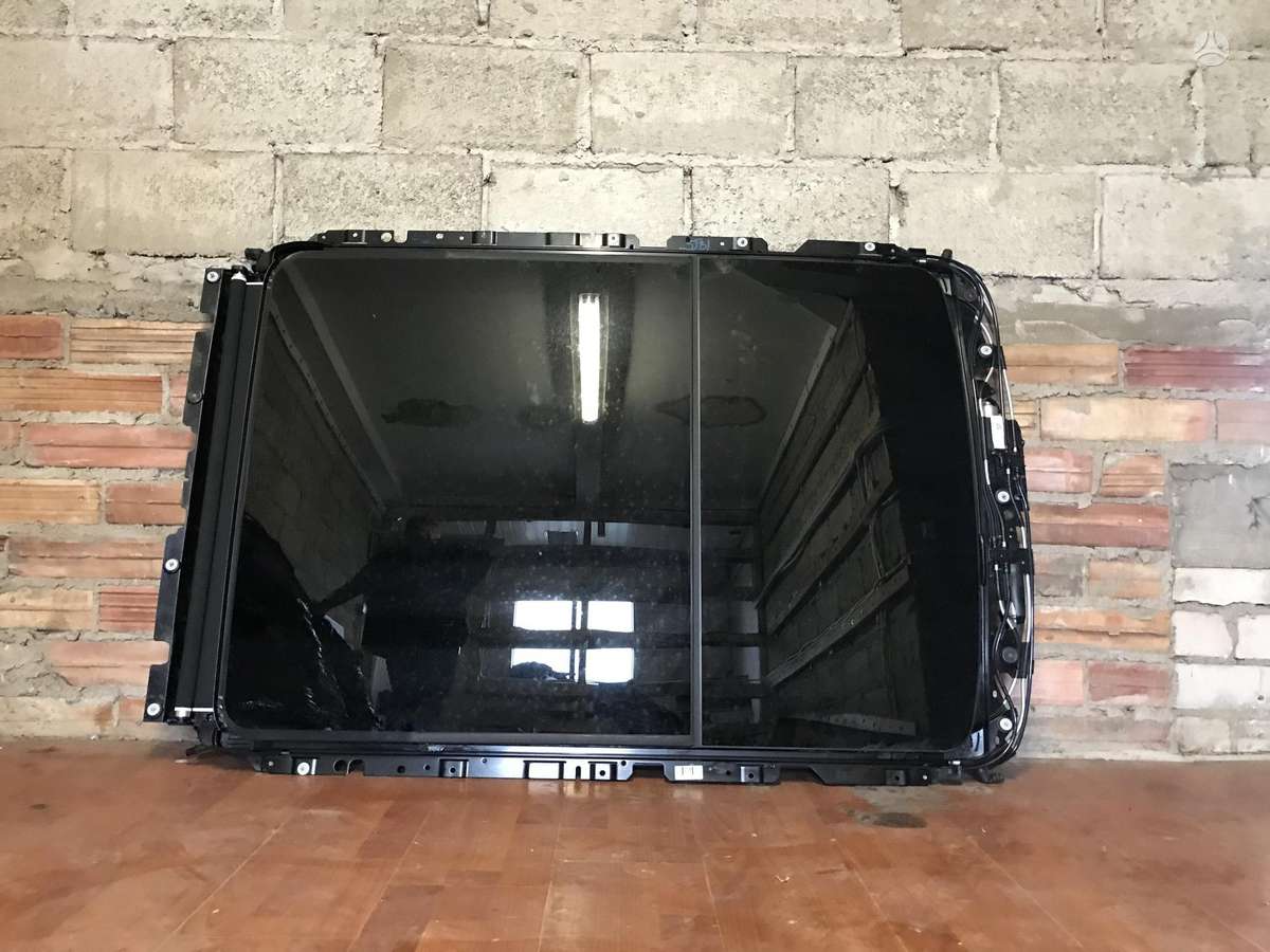 BMW iX3 kėbulo dalys