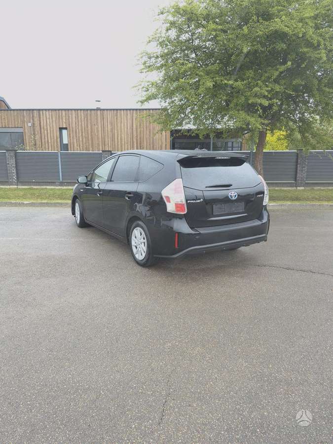 Toyota Prius+ - 3