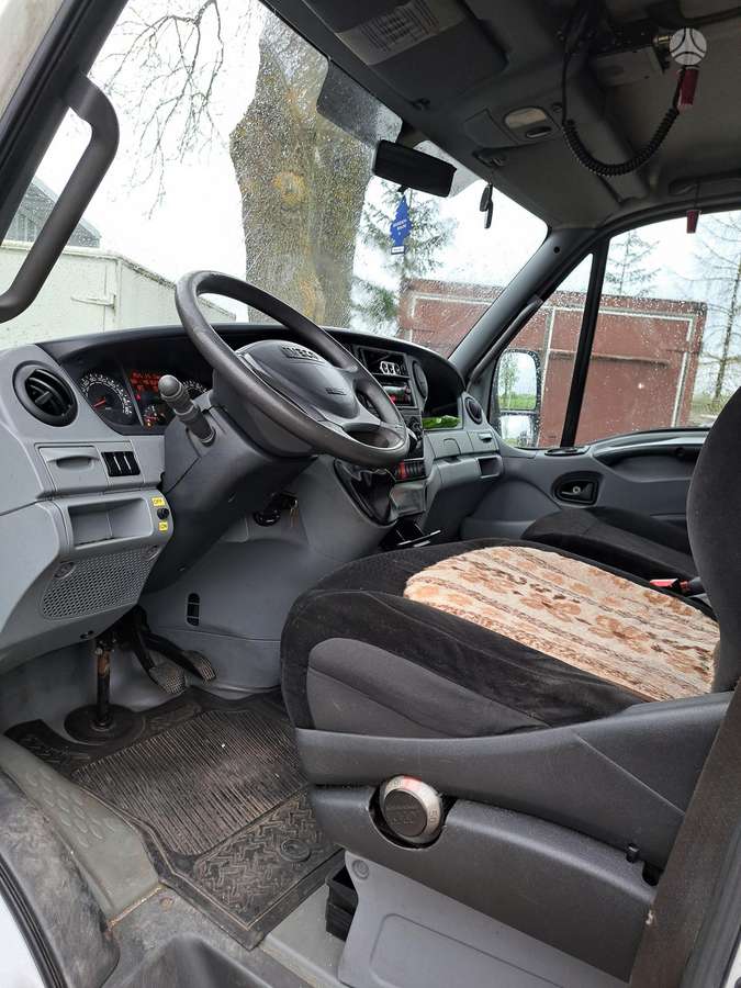 Iveco Daily, autovežiai