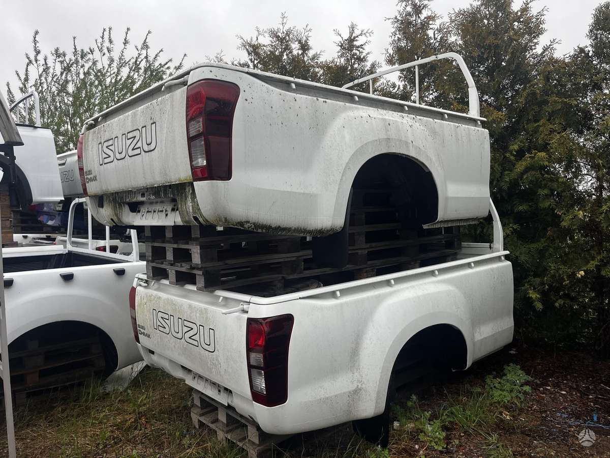 Isuzu D-Max, Krovinis skyrius, hood (front, rear)