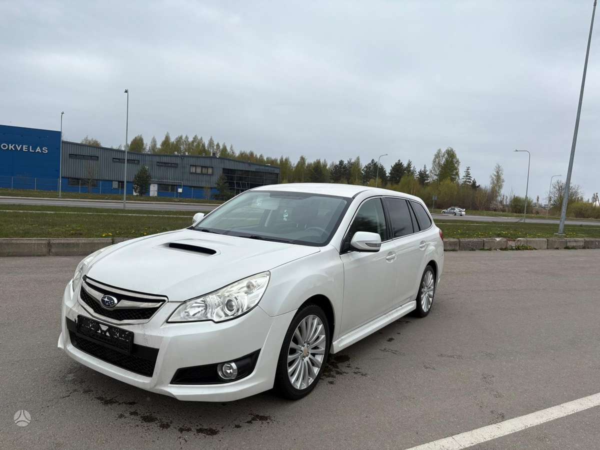 Subaru Legacy, Универсал