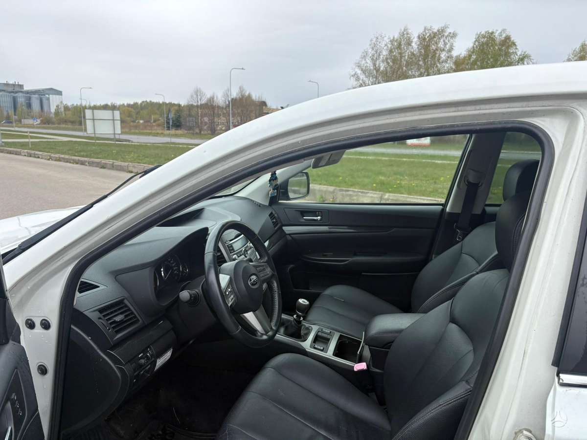 Subaru Legacy, wagon