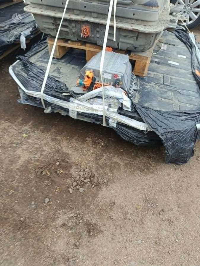 Audi e-tron, 4KE915253 C, generatorius