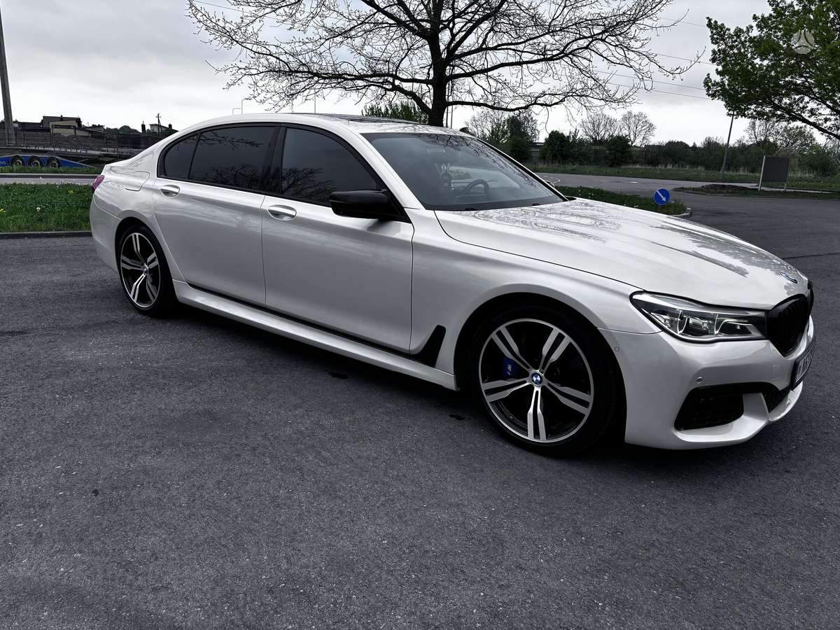 BMW 740, 3.0 l., Седан