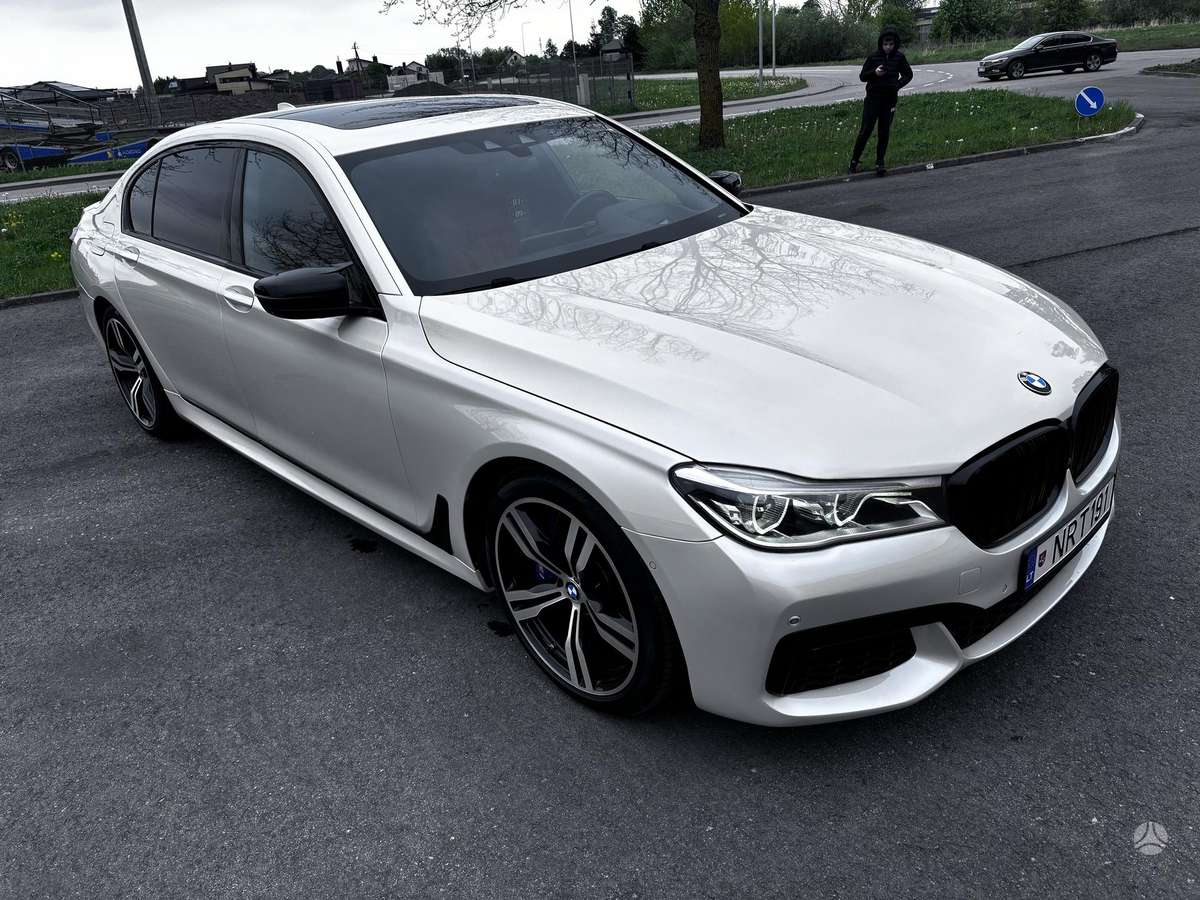 BMW 740, 3.0 l., Седан