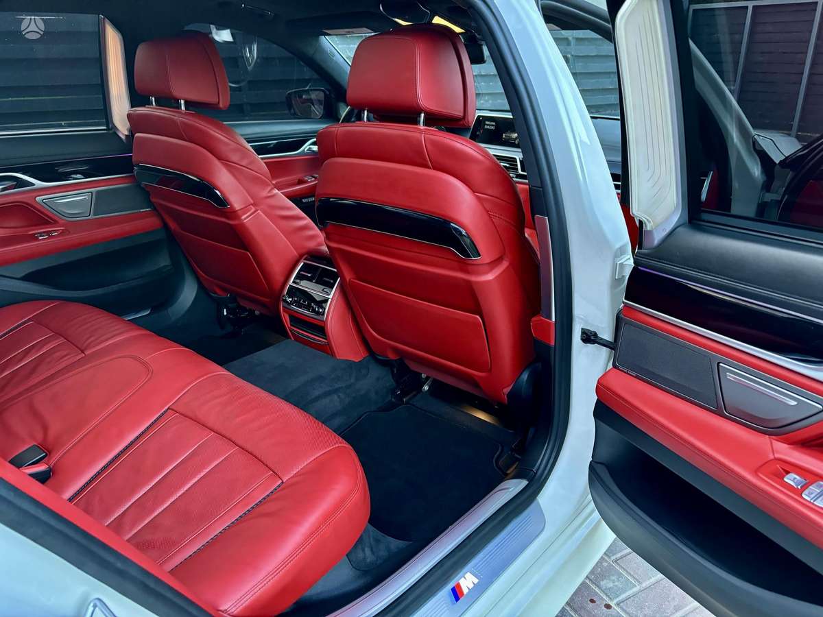 BMW 740, 3.0 l., Седан