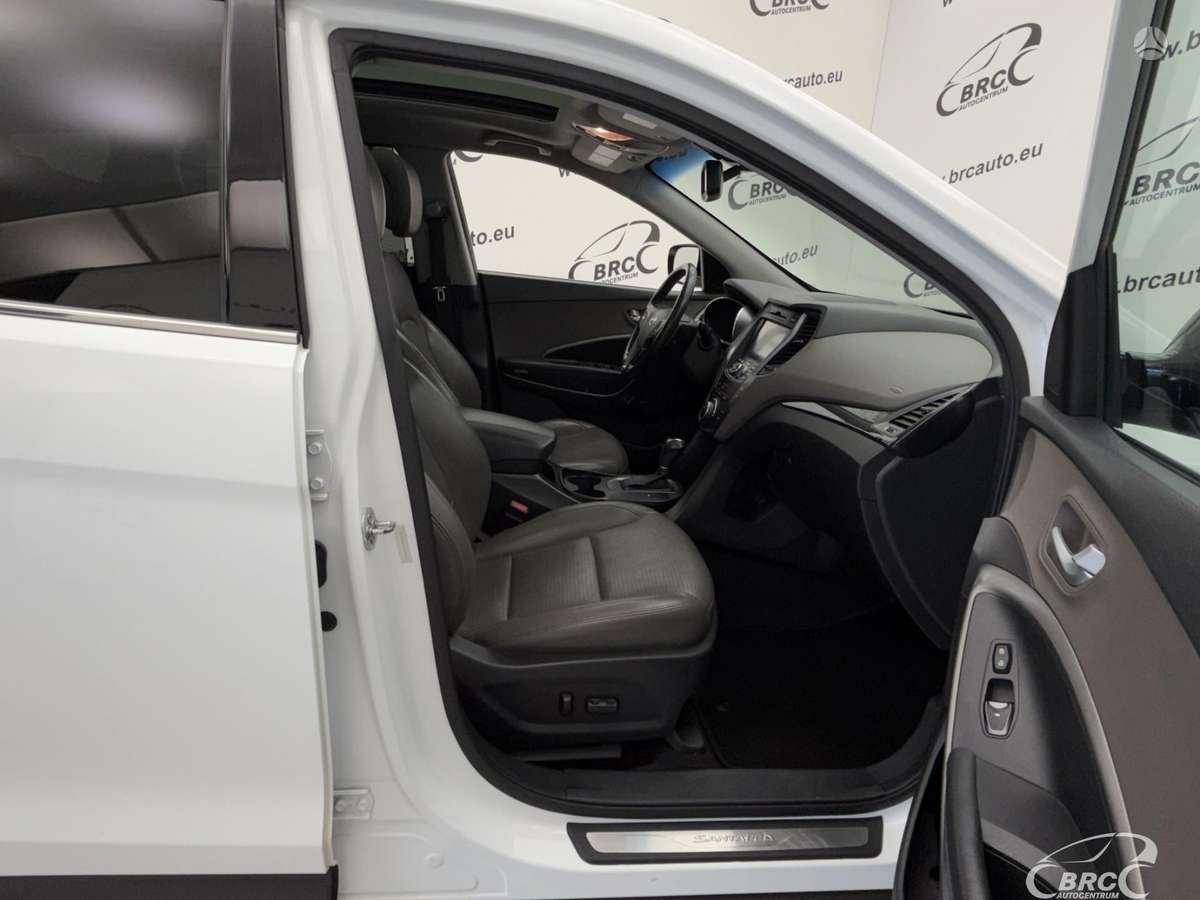 Hyundai Santa Fe, 2.4 l., off-road / crossover