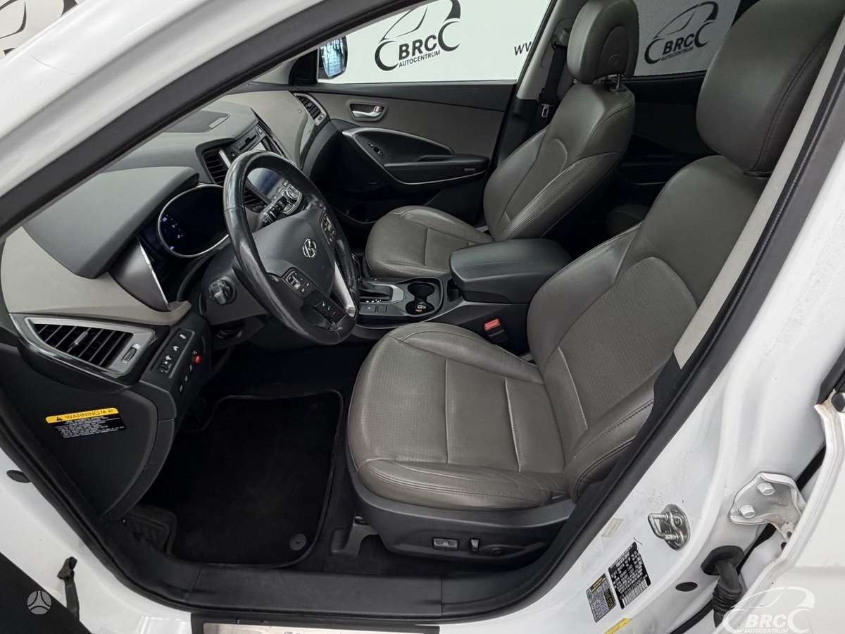 Hyundai Santa Fe, 2.4 l., off-road / crossover