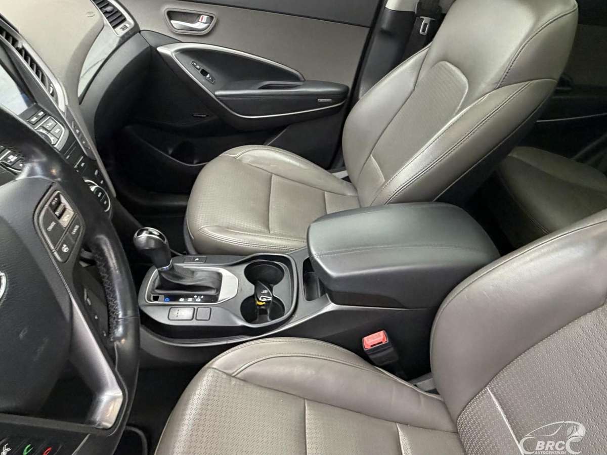 Hyundai Santa Fe, 2.4 l., off-road / crossover