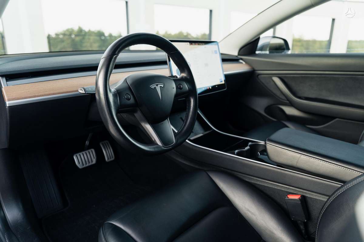 Tesla Model 3, 75 кВт·ч, Седан