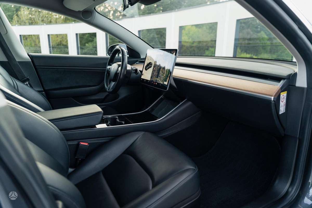 Tesla Model 3, 75 kWh, sedanas