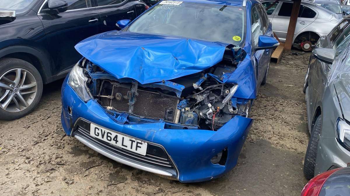 Toyota Auris rezerves daļās